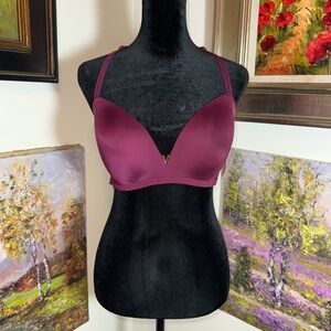 🐠 Victoria's Secret Deep Purple Bra